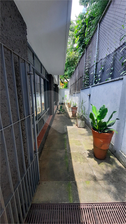 CASA PARA ALUGAR OU VENDER NO CITY BUTANTA COM 4 QUARTOS SENDO 1 SUITE