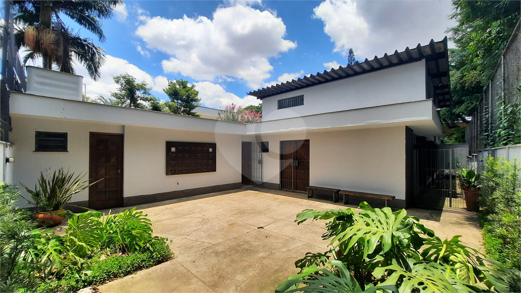 CASA PARA ALUGAR OU VENDER NO CITY BUTANTA COM 4 QUARTOS SENDO 1 SUITE