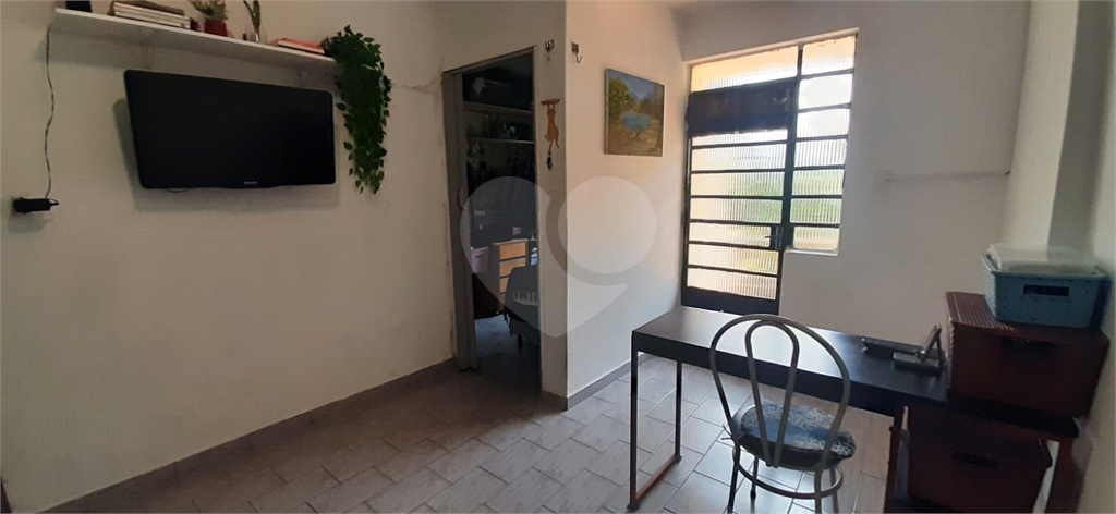 Casa à venda com 1 quarto, 161m² - Foto 3