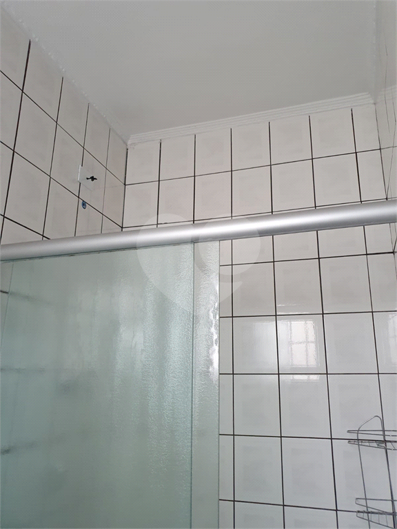 Este imóvel está em um local estratégico, com fácil acesso a diversos serviços, comércio e transporte público,  7 minutos a pé do Supermercado Sonda - Jaçanã, Capela Santo Expedito, escolas entorno,  excelente para investimentos.