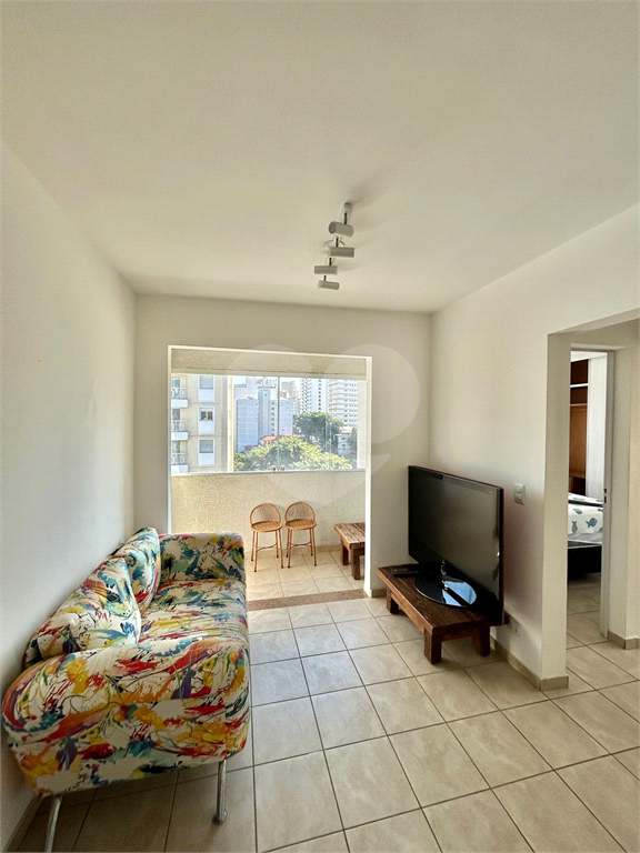 Apartamento ao lado do metrô Santana, 1 dormitório 1 vaga
