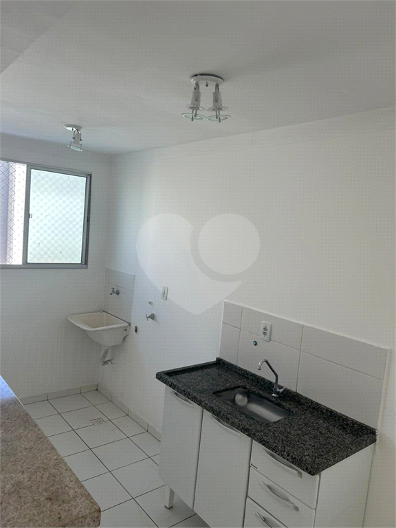 Apartamento à venda com 2 quartos, 49m² - Foto 31