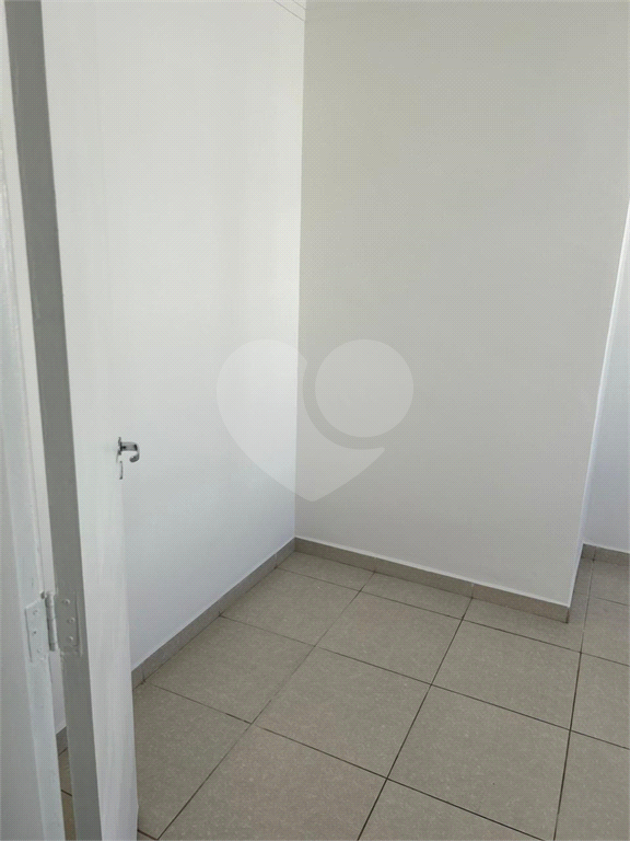 Apartamento à venda com 2 quartos, 49m² - Foto 20