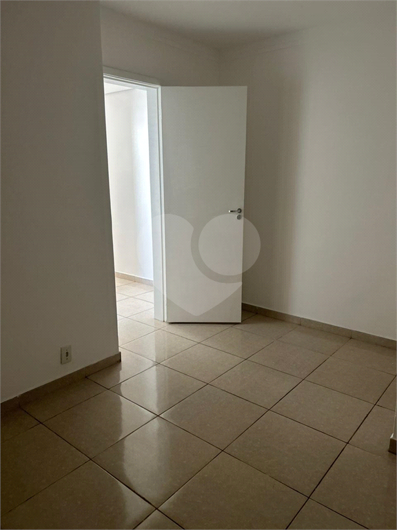 Apartamento à venda com 2 quartos, 49m² - Foto 22