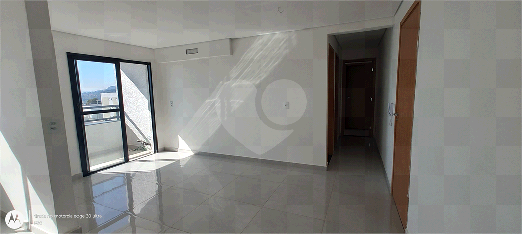 Apartamento à venda e aluguel com 2 quartos, 60m² - Foto 4