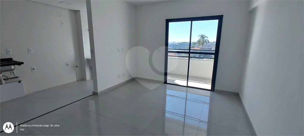 Apartamento à venda com 2 quartos, 60m² - Foto 3