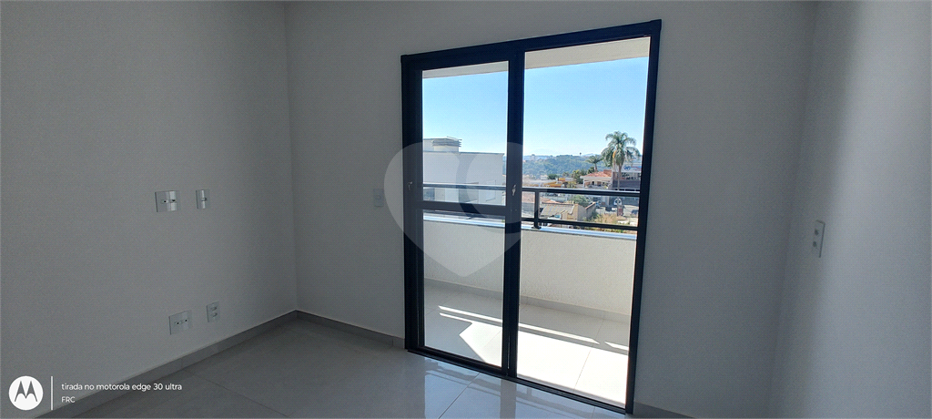 Apartamento à venda com 2 quartos, 60m² - Foto 6