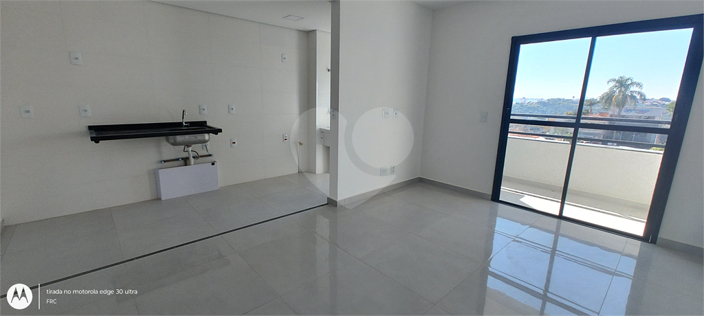 Apartamento à venda com 2 quartos, 60m² - Foto 4