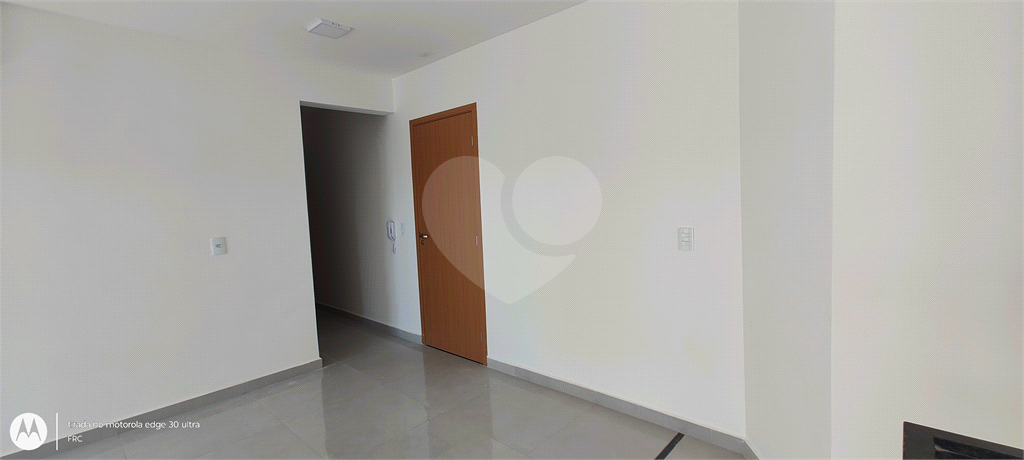 Apartamento à venda e aluguel com 2 quartos, 60m² - Foto 9