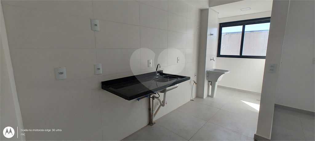 Apartamento à venda e aluguel com 2 quartos, 60m² - Foto 4