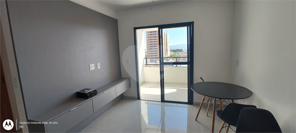 Apartamento à venda com 2 quartos, 60m² - Foto 16