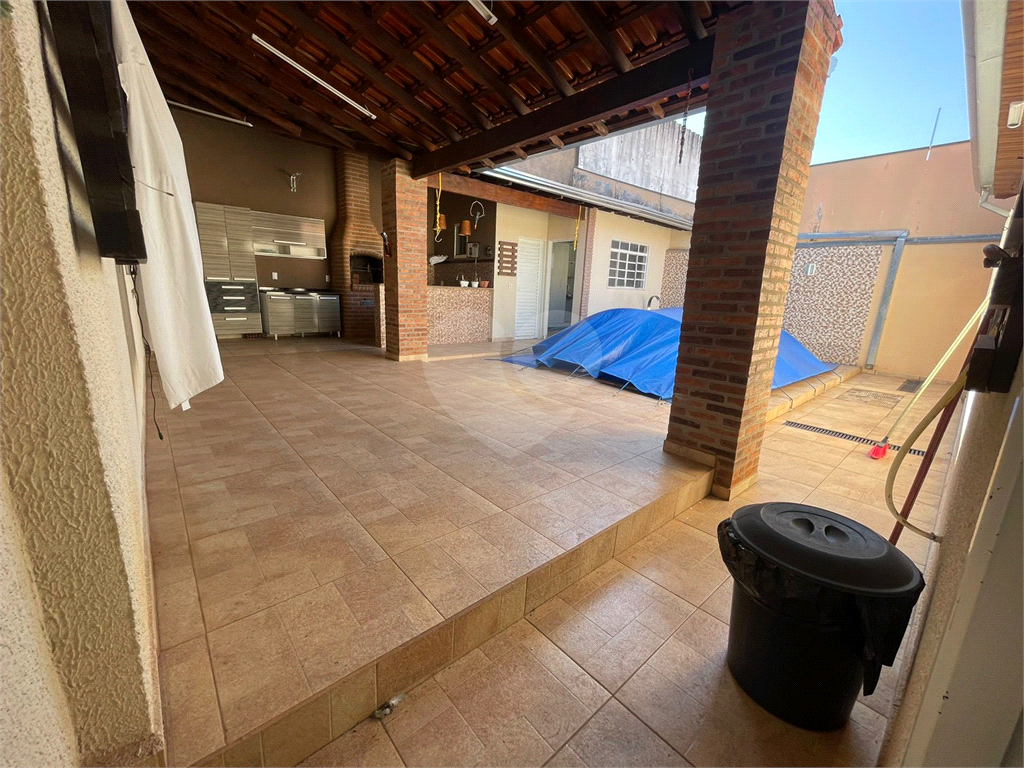 Casa à venda com 3 quartos, 160m² - Foto 18