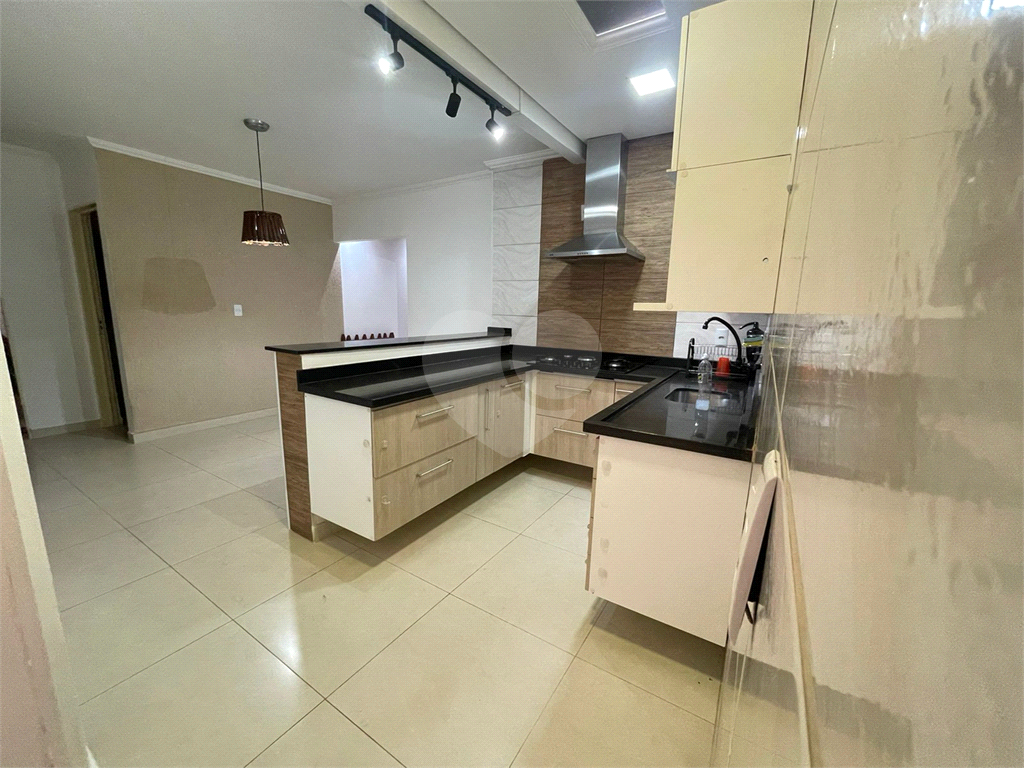 Casa à venda com 3 quartos, 160m² - Foto 6