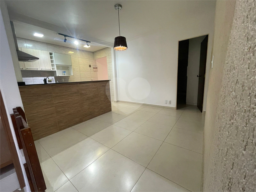 Casa à venda com 3 quartos, 160m² - Foto 3