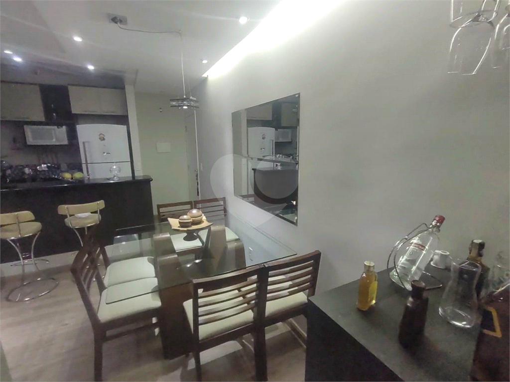 Apartamento à venda com 2 quartos, 69m² - Foto 28