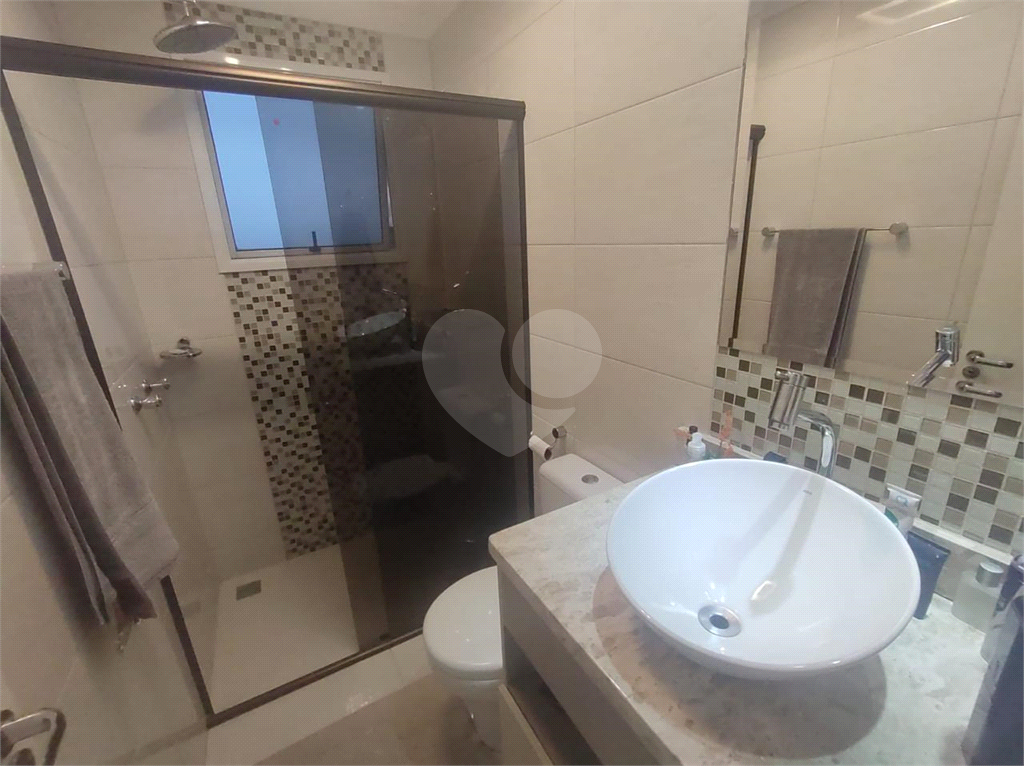 Apartamento à venda com 2 quartos, 69m² - Foto 24