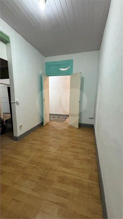 Casa à venda com 1 quarto, 80m² - Foto 4