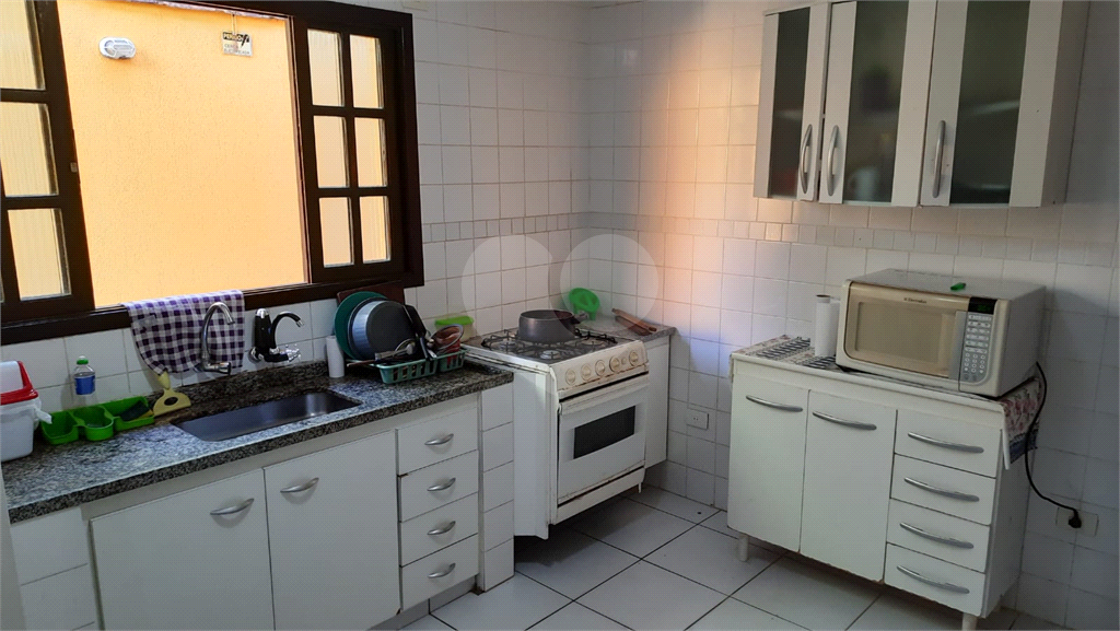 Casa com piscina em Itanhaém