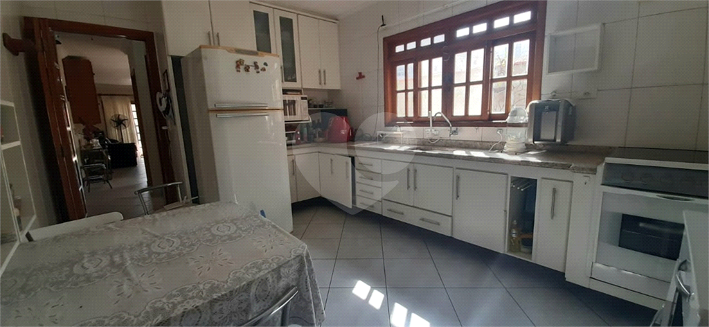 Sobrado à venda com 4 quartos, 221m² - Foto 10