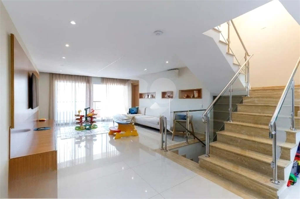 Casa à Venda 300m²| 4 Suítes| 4 Vagas| Espaço Gourmet na Vila Maria Alta