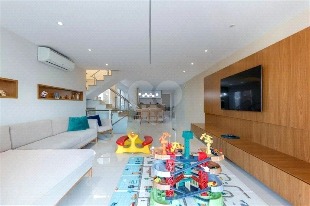 Casa à Venda 300m²| 4 Suítes| 4 Vagas| Espaço Gourmet na Vila Maria Alta