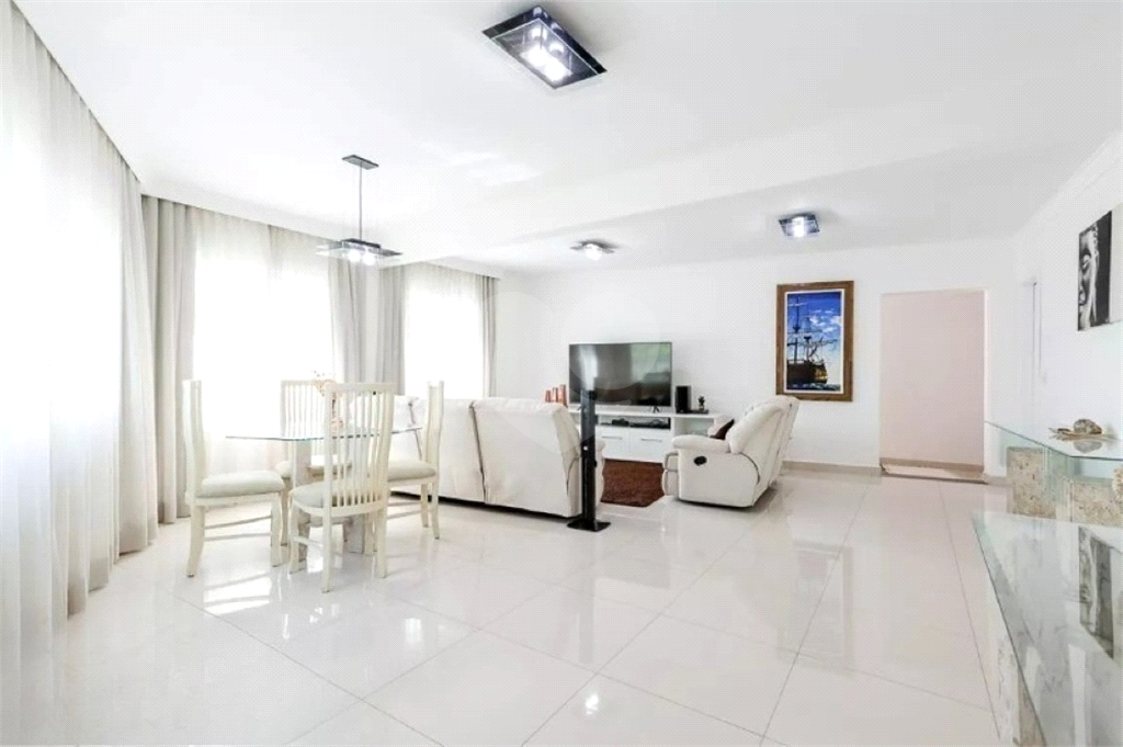 Casa à Venda 300m²| 4 Suítes| 4 Vagas| Espaço Gourmet na Vila Maria Alta