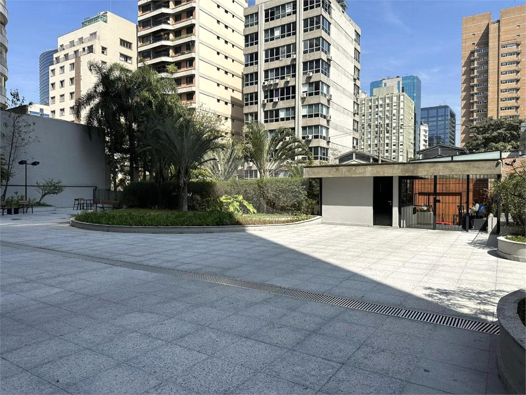 ?? **Apartamento Tradicional para Locação no Itaim Bibi!** ??