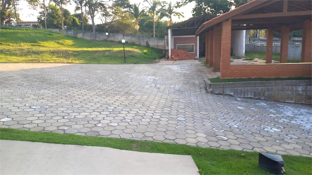 Chácara à venda com 6 quartos, 600m² - Foto 8
