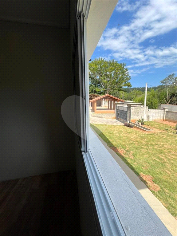 Chácara à venda com 6 quartos, 600m² - Foto 3