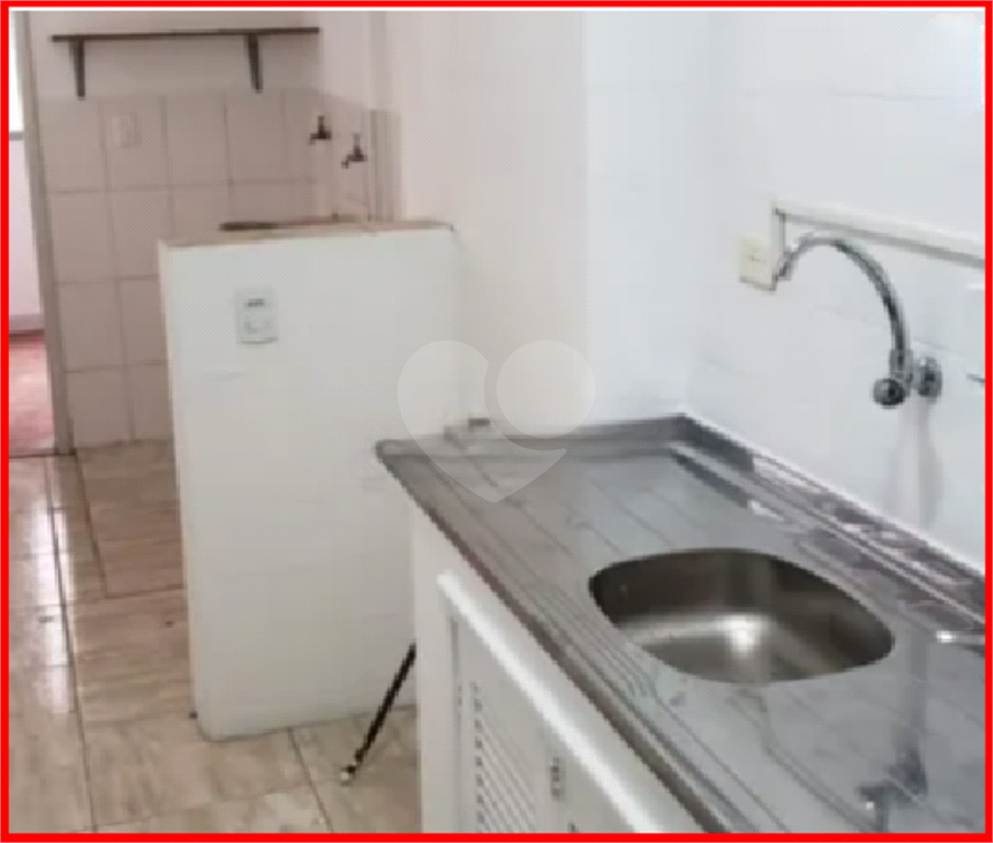 APARTAMENTO em LAPA