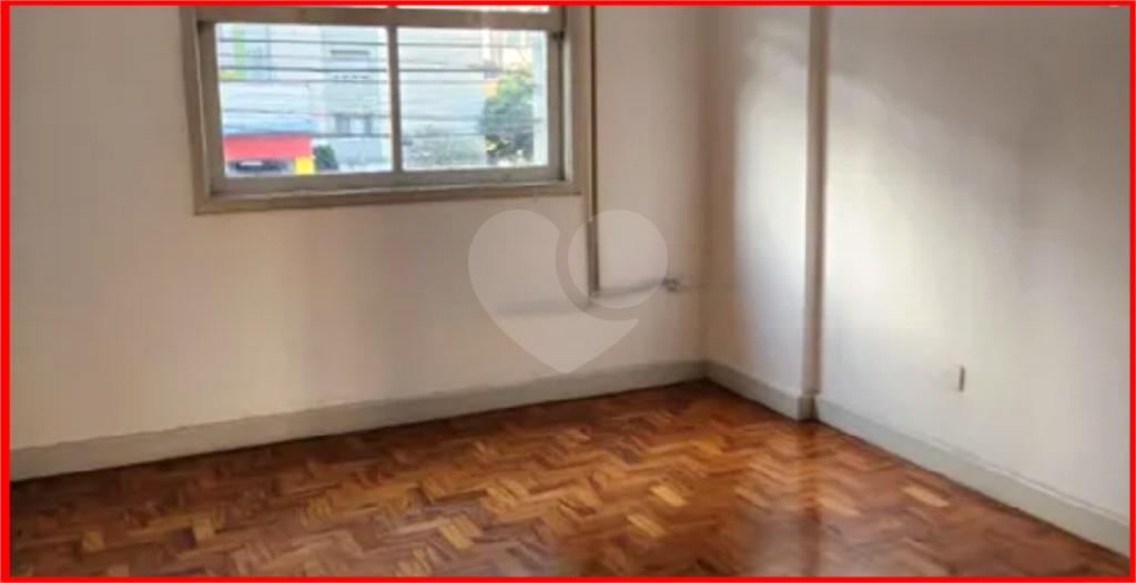 APARTAMENTO em LAPA