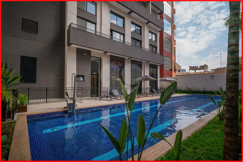 APARTAMENTO em PINHEIROS