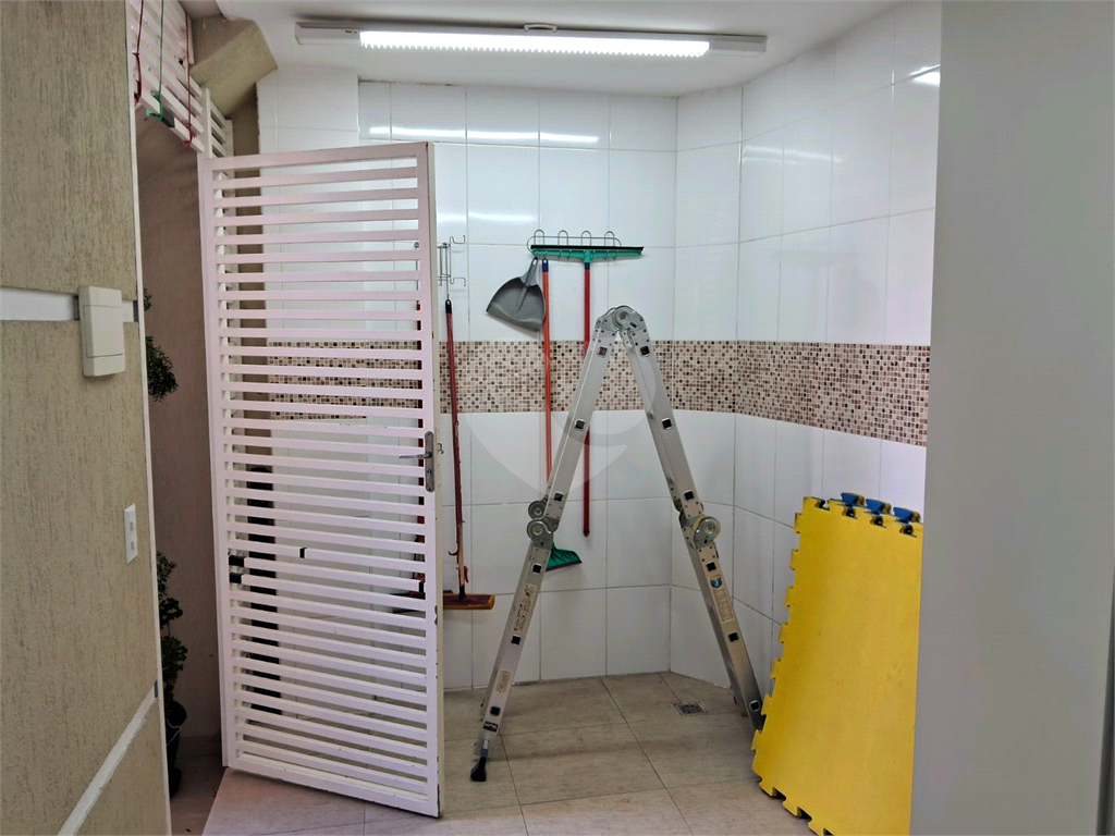 Sobrado na Vila Nova Mazzei,110m² 3 dormitórios sendo 1 suíte,2 vagas,churrasqueira e lavanderia 