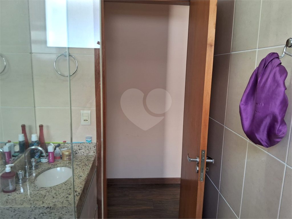 Sobrado na Vila Nova Mazzei,110m² 3 dormitórios sendo 1 suíte,2 vagas,churrasqueira e lavanderia 