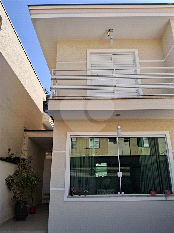 Sobrado na Vila Nova Mazzei,110m² 3 dormitórios sendo 1 suíte,2 vagas,churrasqueira e lavanderia 