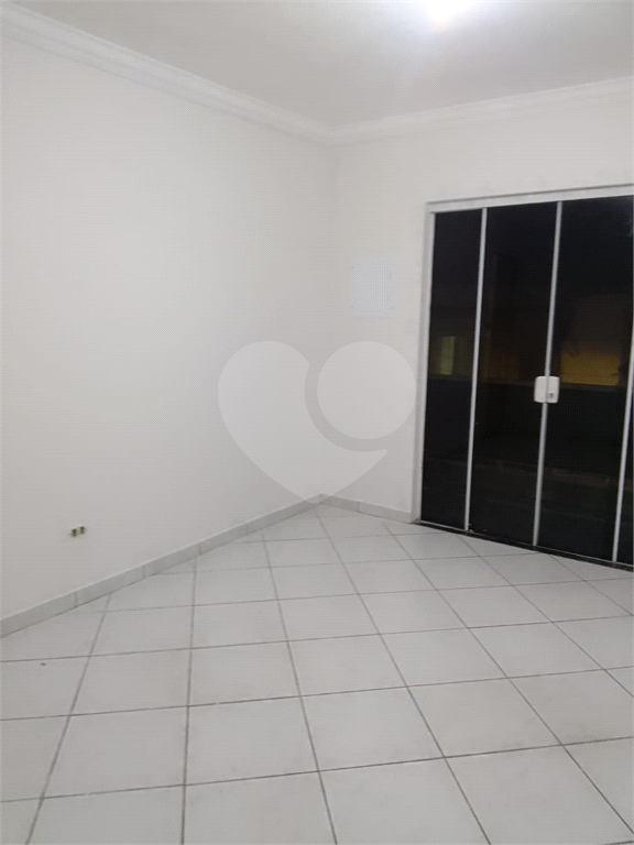 Sobrado na Vila Rica – Tremembé, 3 Dormitórios, 5 Vagas, 260m²!