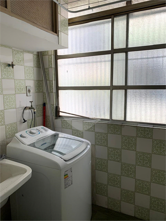 APARTAMENTO em LAPA