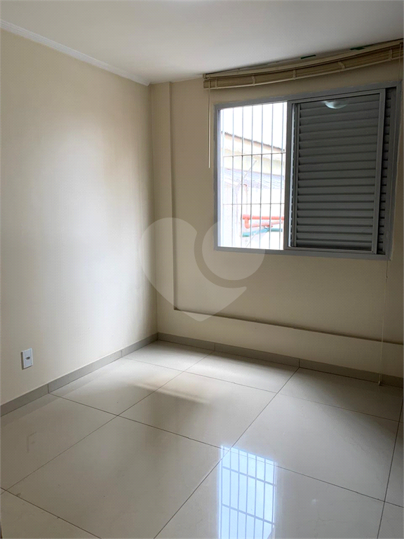APARTAMENTO em LAPA