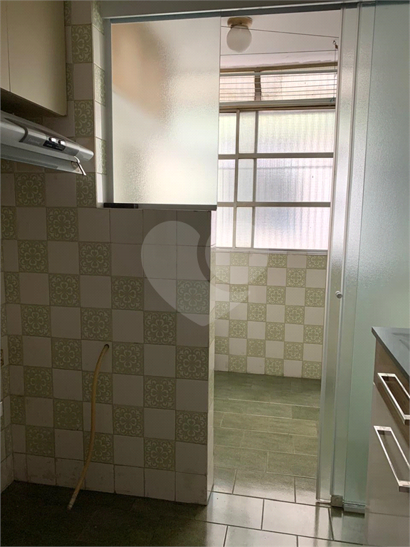 APARTAMENTO em LAPA