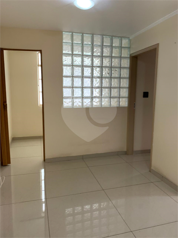 APARTAMENTO em LAPA