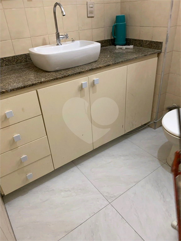 APARTAMENTO em LAPA