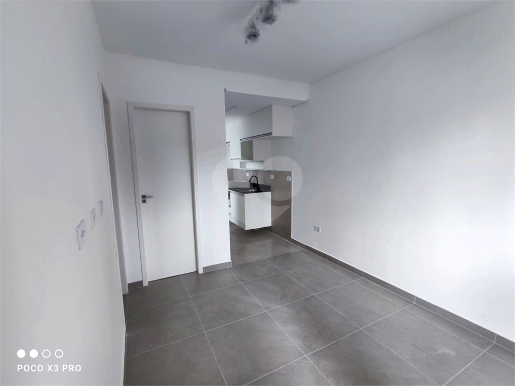 em santana casa em condominio fechado com 2 dts e 1 vaga e sacada