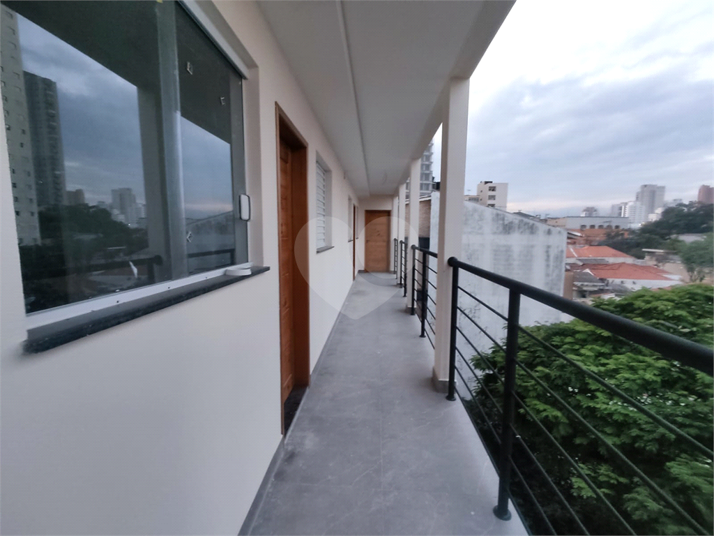 em santana casa em condominio fechado com 2 dts e 1 vaga e quintal