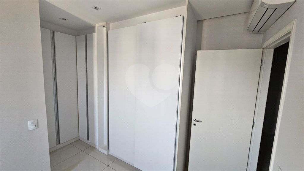 Apartamento à venda e aluguel com 3 quartos, 180m² - Foto 29