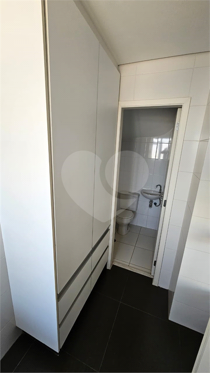 Apartamento à venda e aluguel com 3 quartos, 180m² - Foto 25