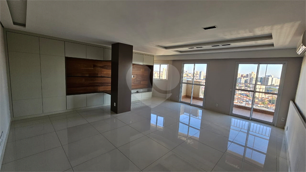 Apartamento à venda e aluguel com 3 quartos, 180m² - Foto 2