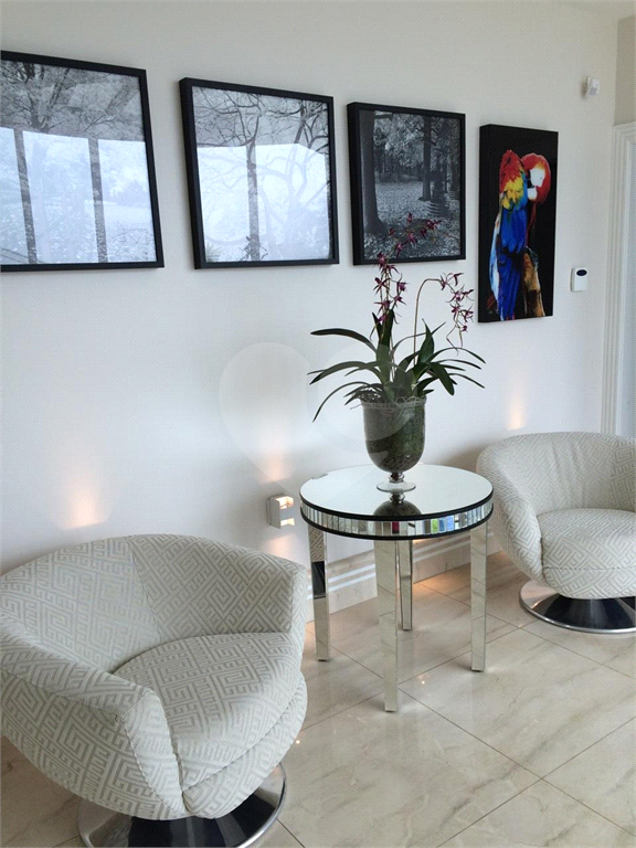 SOBRADO em PARQUE UNIVERSITÁRIO