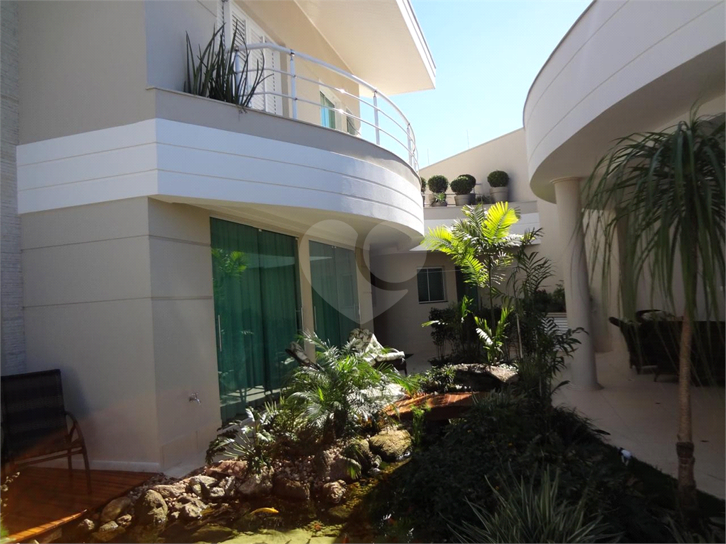 SOBRADO em PARQUE UNIVERSITÁRIO