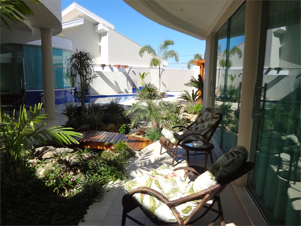 SOBRADO em PARQUE UNIVERSITÁRIO