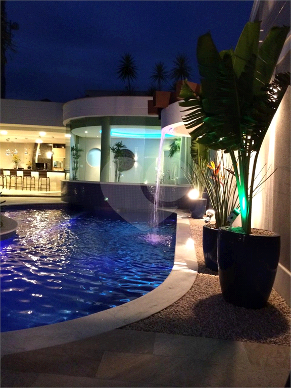 SOBRADO em PARQUE UNIVERSITÁRIO